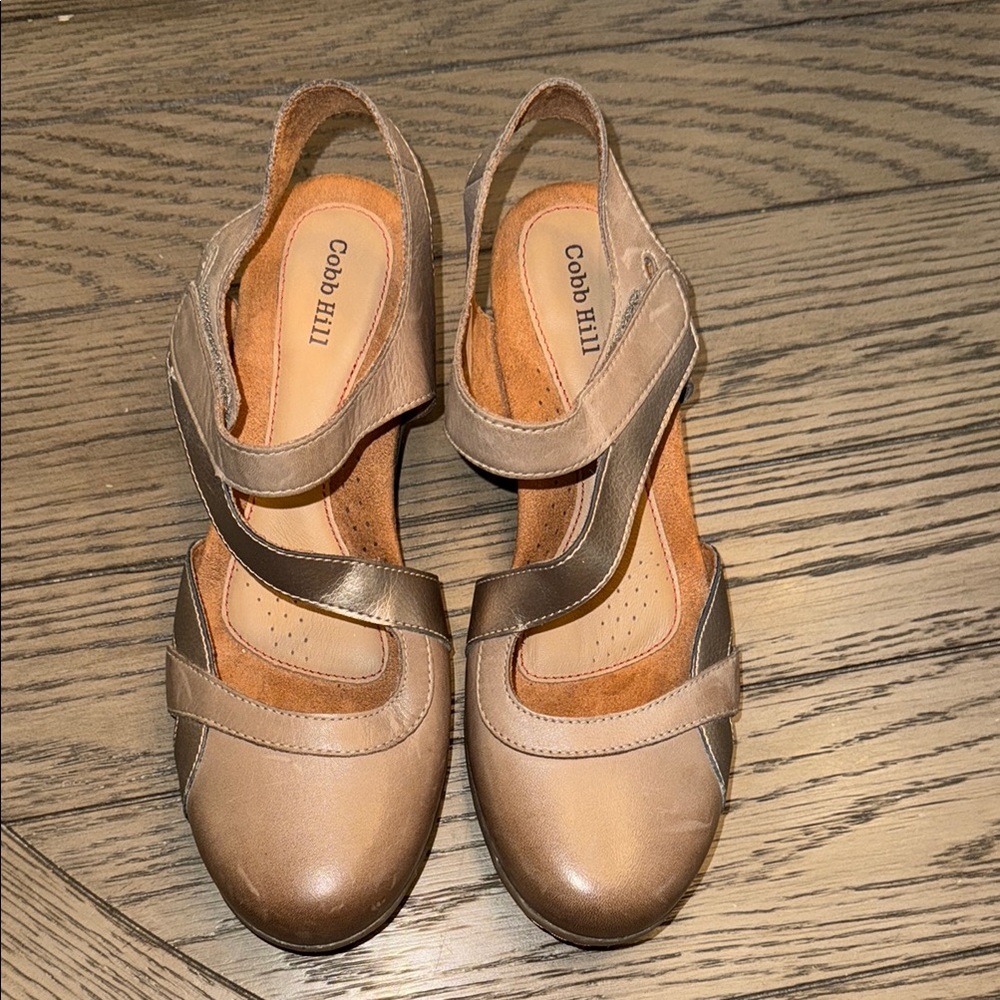 Cobb Hill by New Balance Silver Heels with Double Ankle Straps